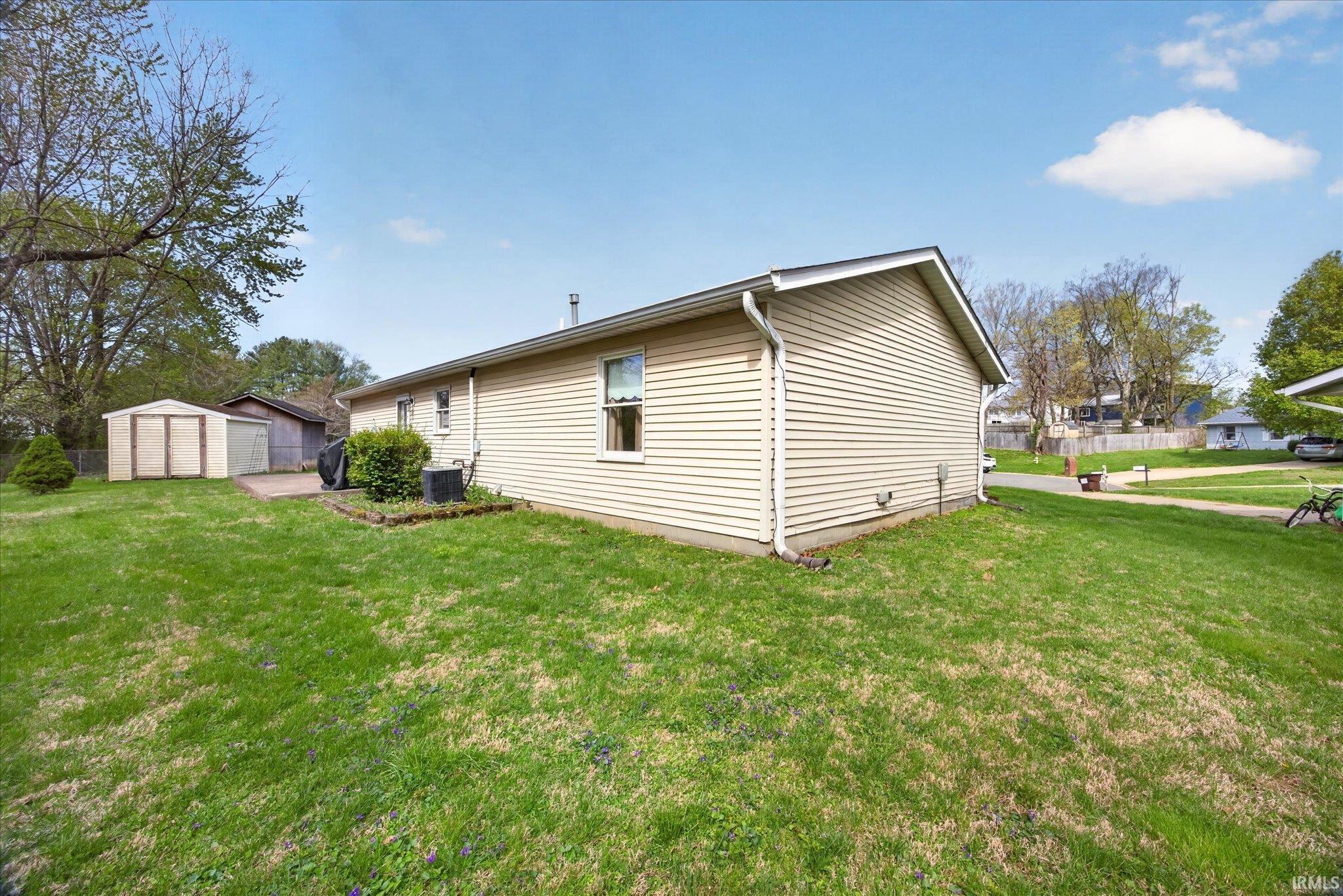 433 S Tulip Tree Court