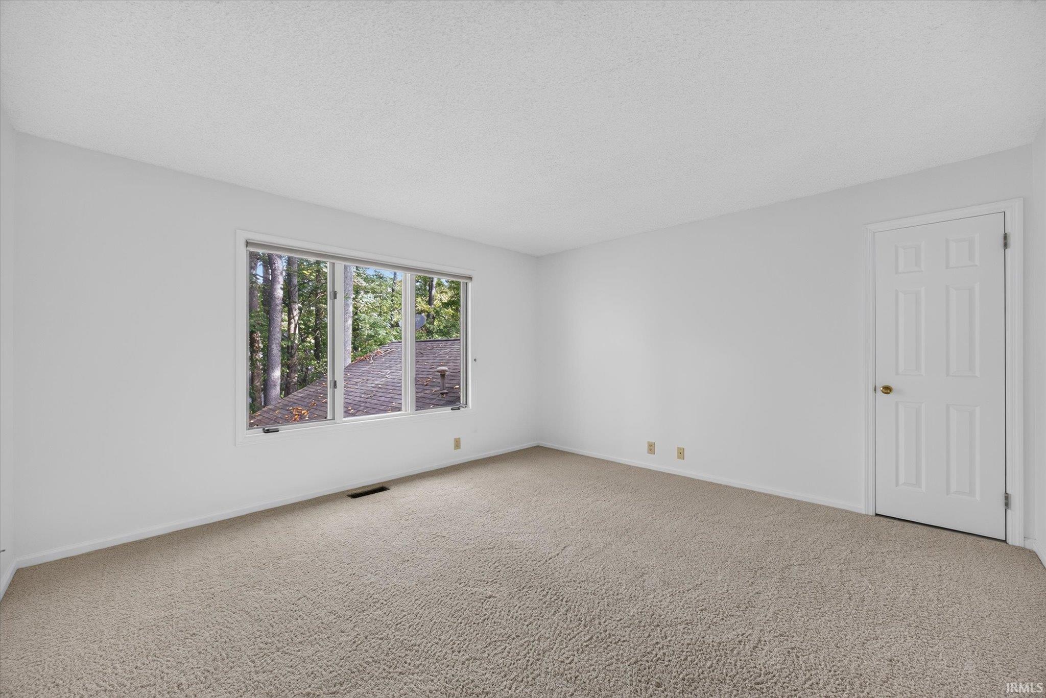 2317 E Linden Hill Drive