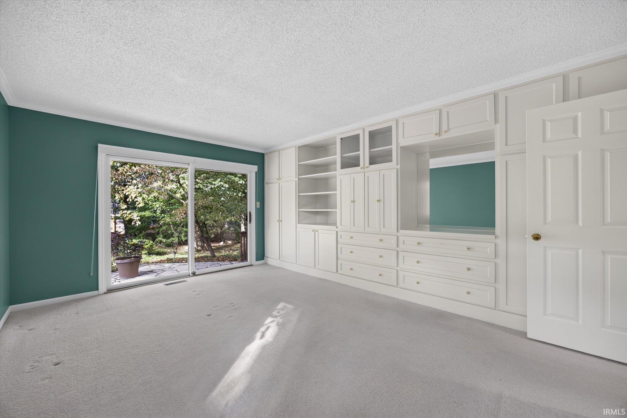 2317 E Linden Hill Drive