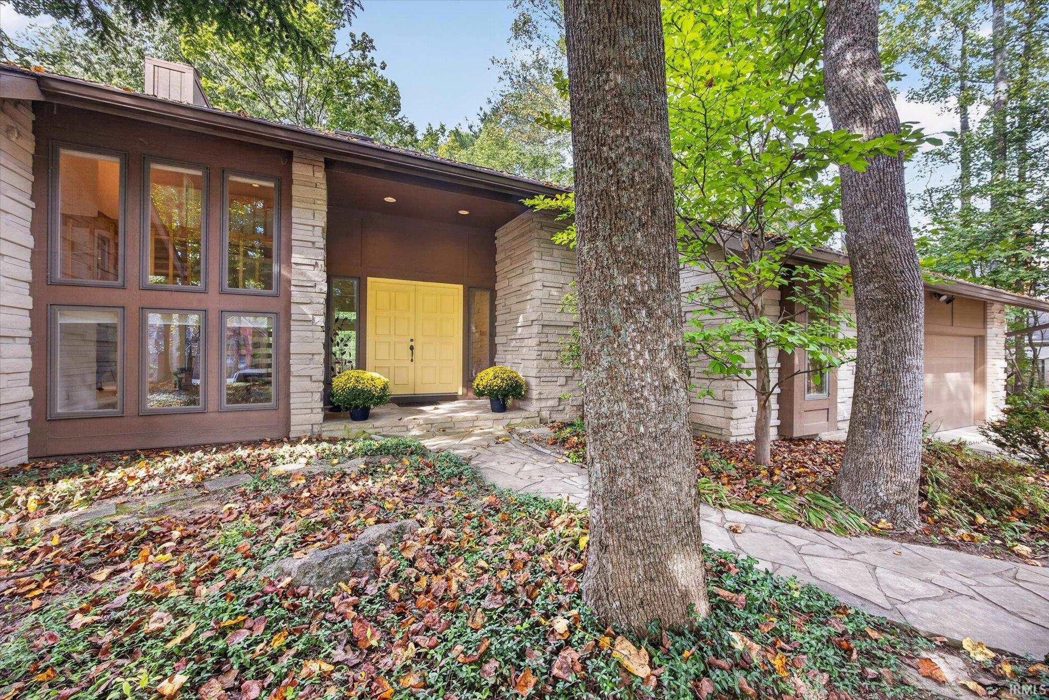 2317 E Linden Hill Drive