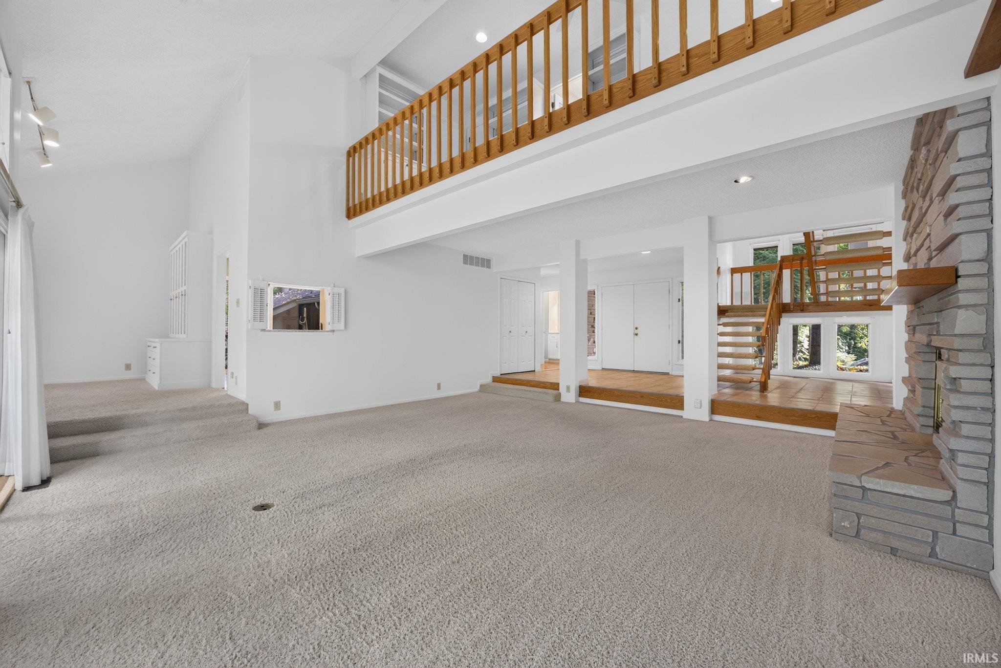 2317 E Linden Hill Drive