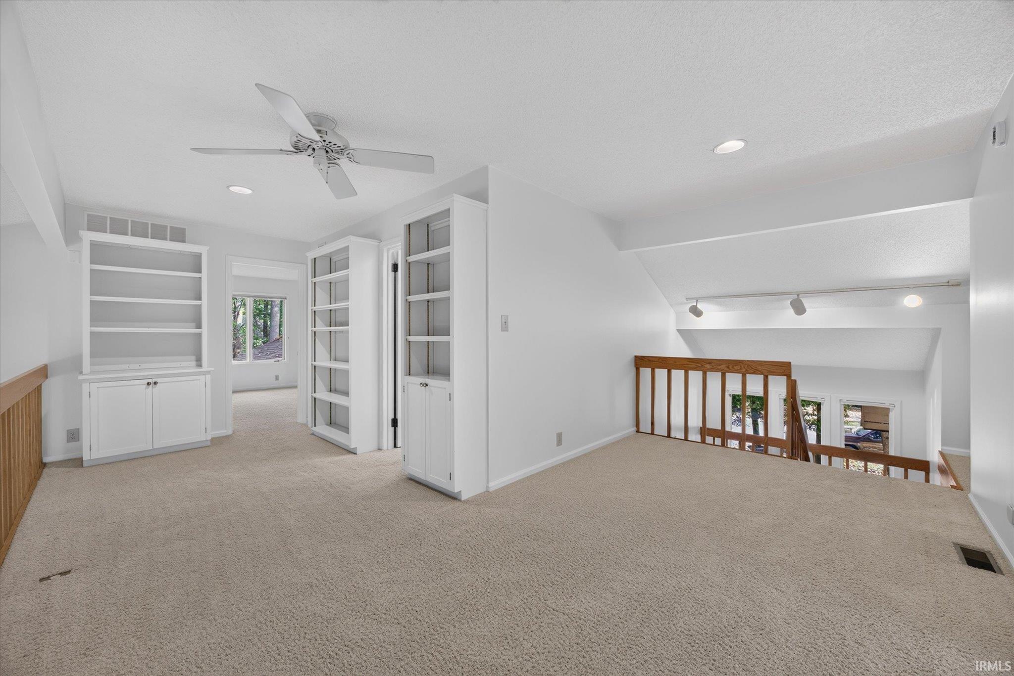 2317 E Linden Hill Drive