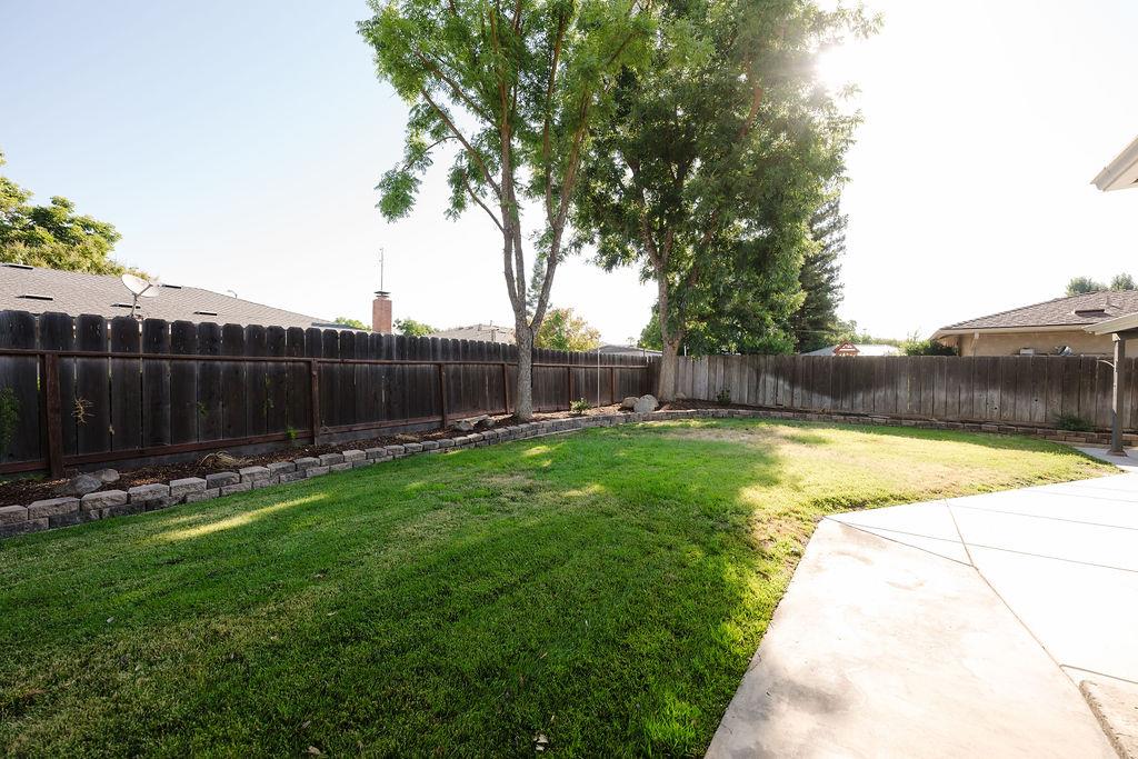 1086 W Fremont Avenue