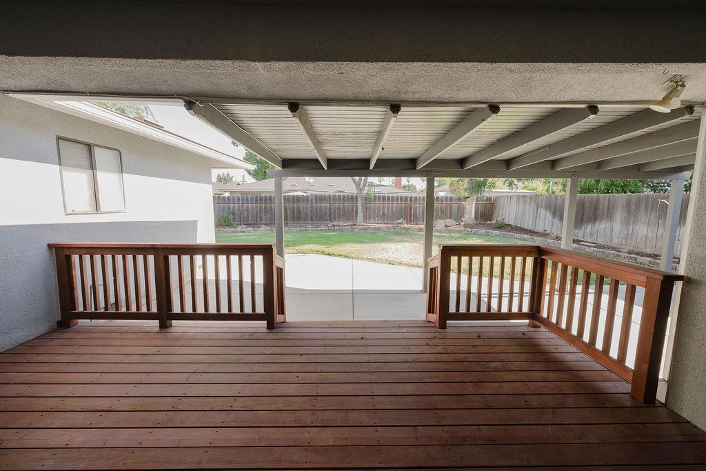 1086 W Fremont Avenue