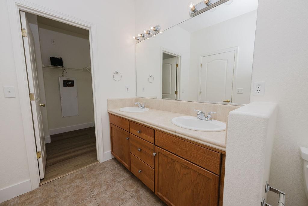 1677 Glen Dunbar Lane