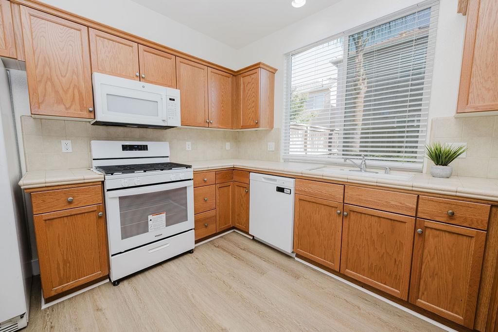 1677 Glen Dunbar Lane