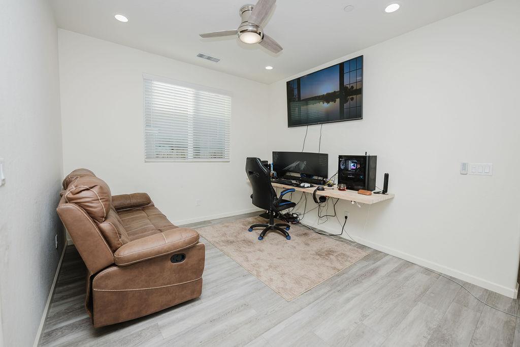 3923 Finchwood Avenue