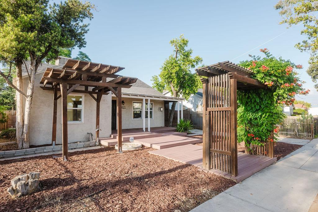 1421 E Terrace Avenue