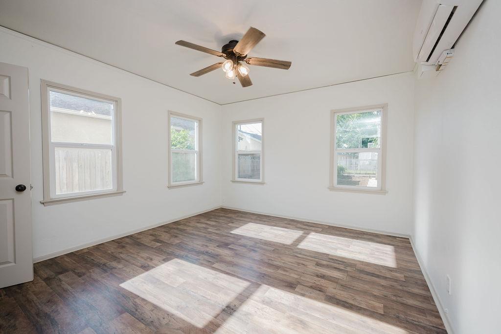 1421 E Terrace Avenue