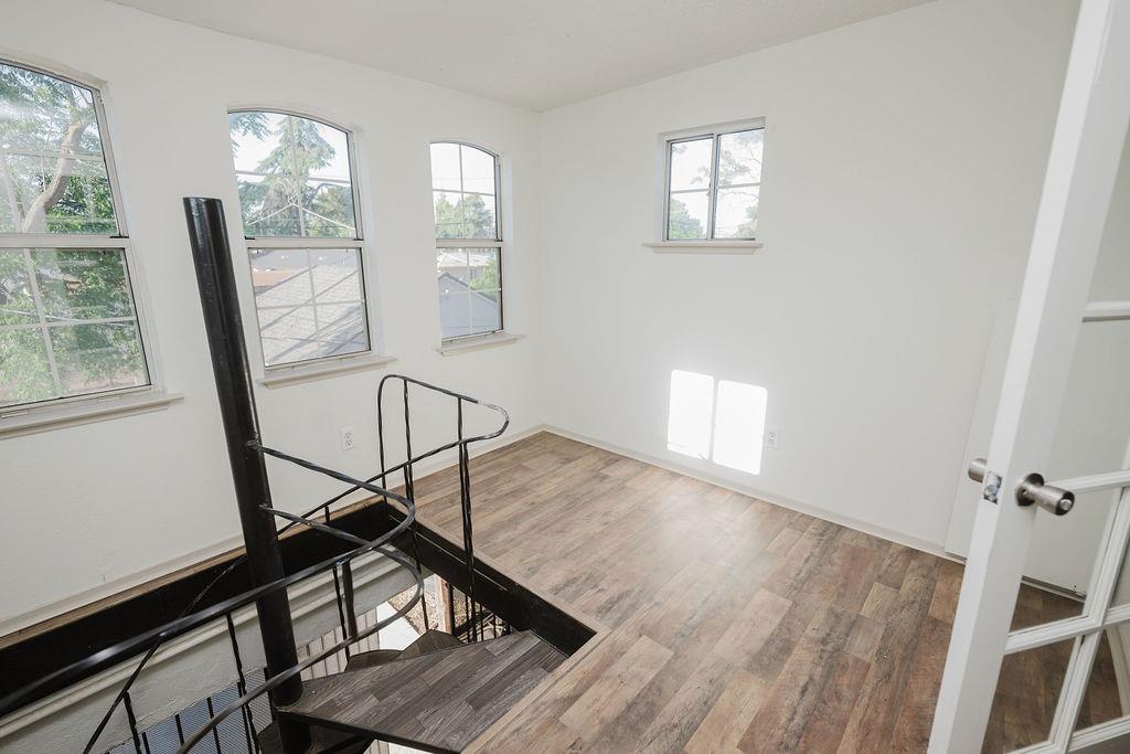 1421 E Terrace Avenue