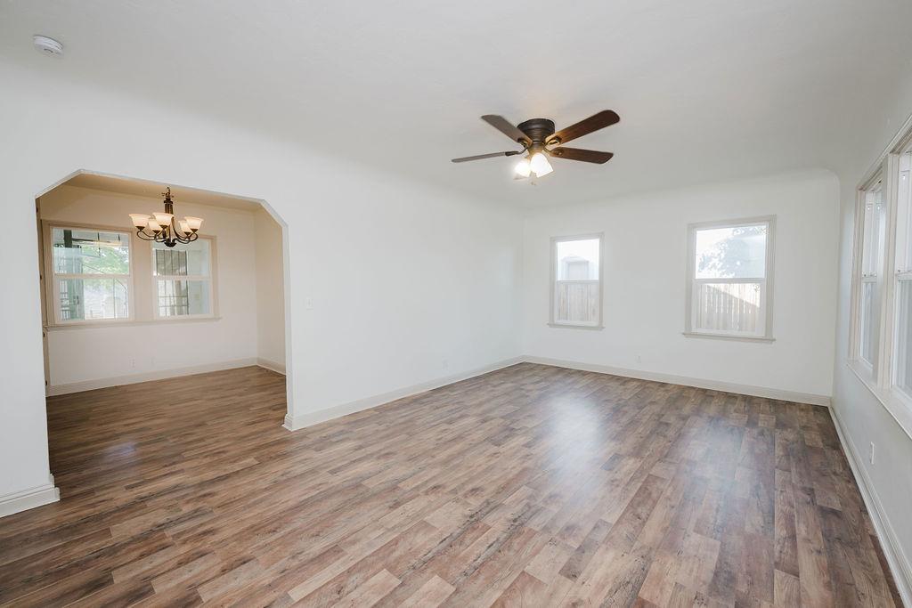 1421 E Terrace Avenue