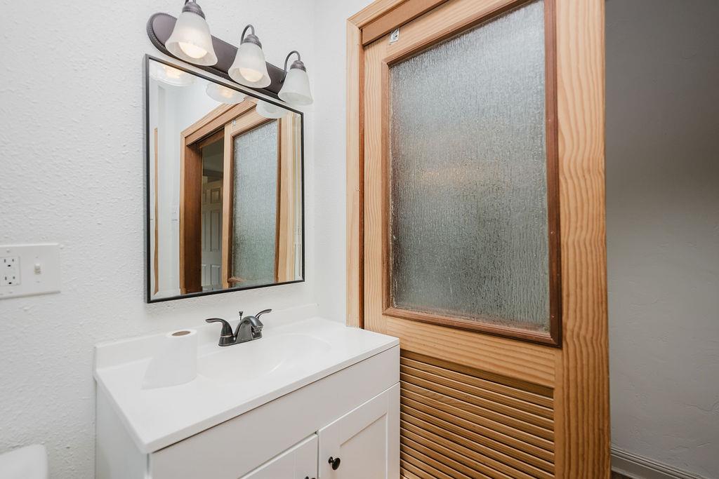 1421 E Terrace Avenue