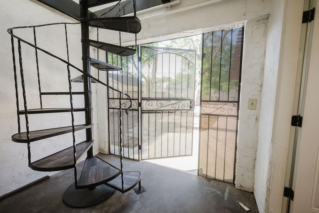 1421 E Terrace Avenue