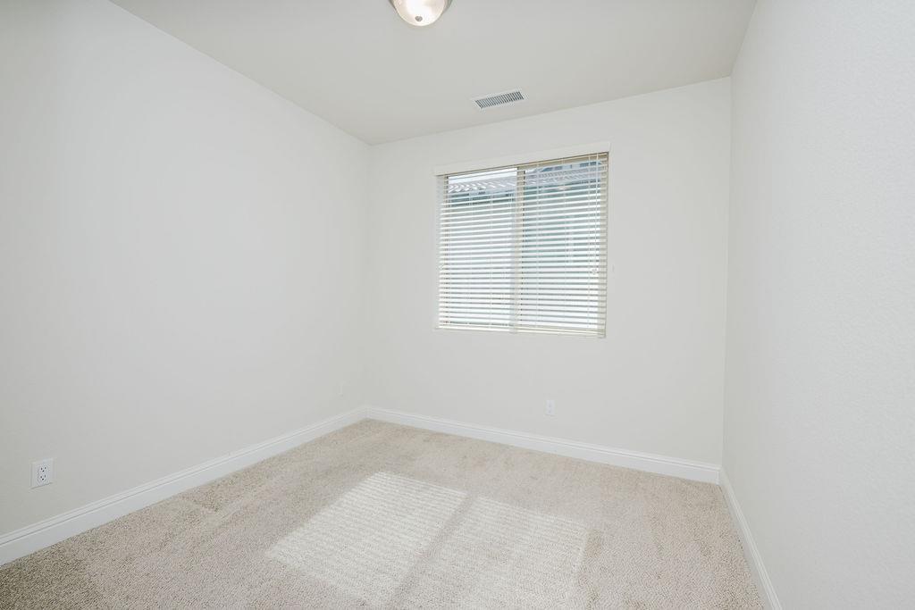 1407 E Via Azzurra Way