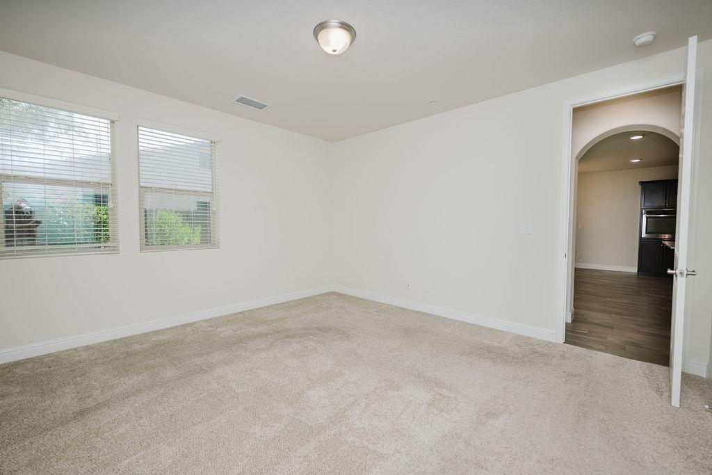 1407 E Via Azzurra Way