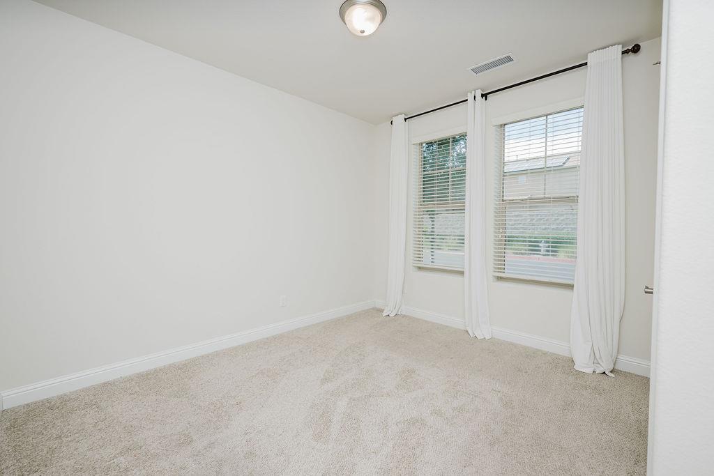 1407 E Via Azzurra Way