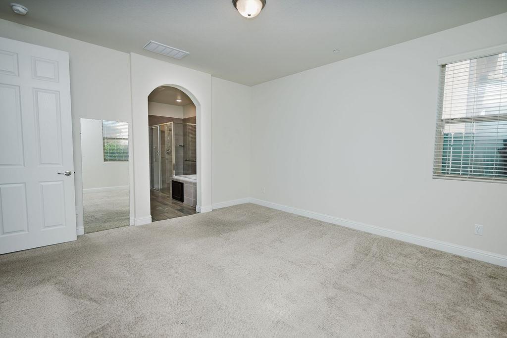 1407 E Via Azzurra Way