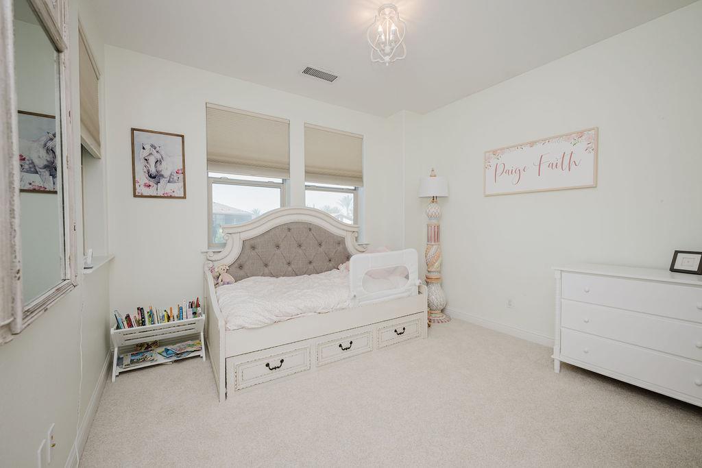 1671 E Bella Fiore Drive