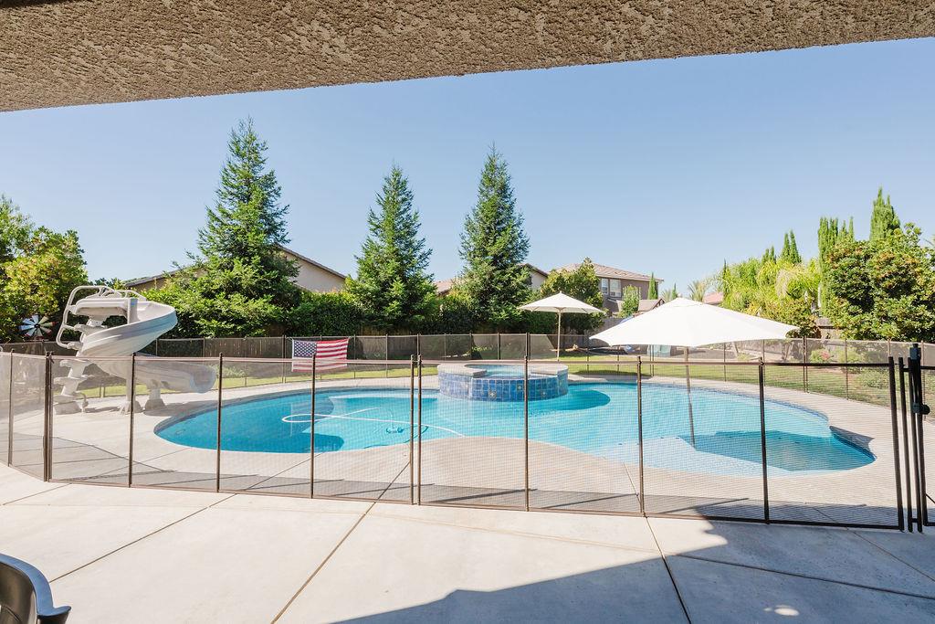 1671 E Bella Fiore Drive