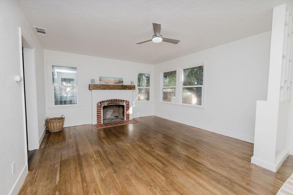 1538 W Cortland Avenue