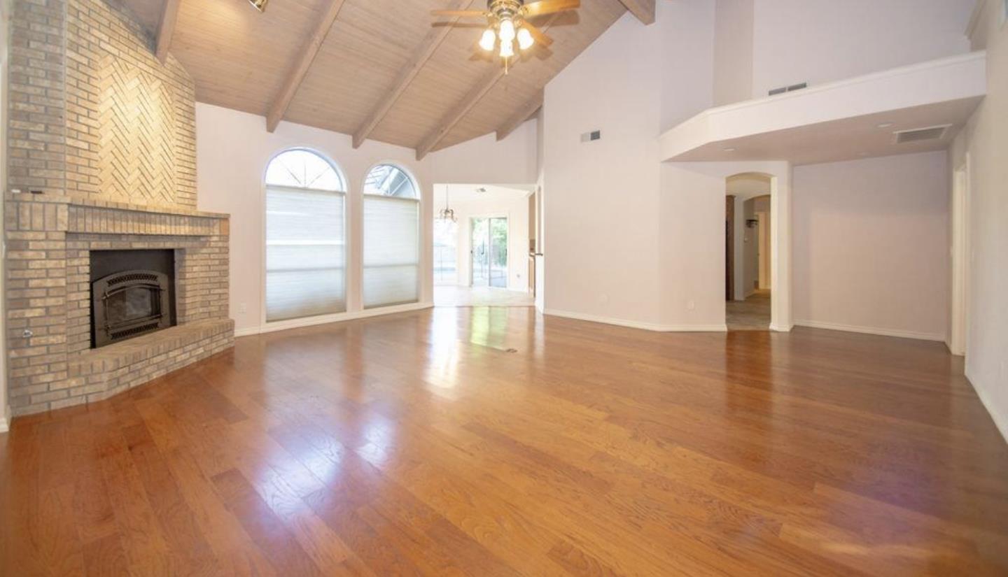 9486 N Madison Ridge