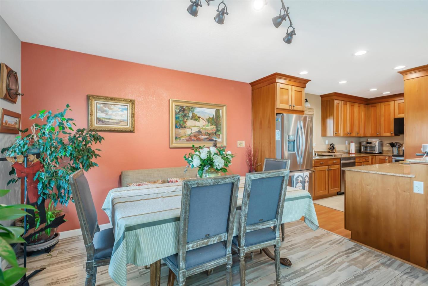 206 Washington Boulevard