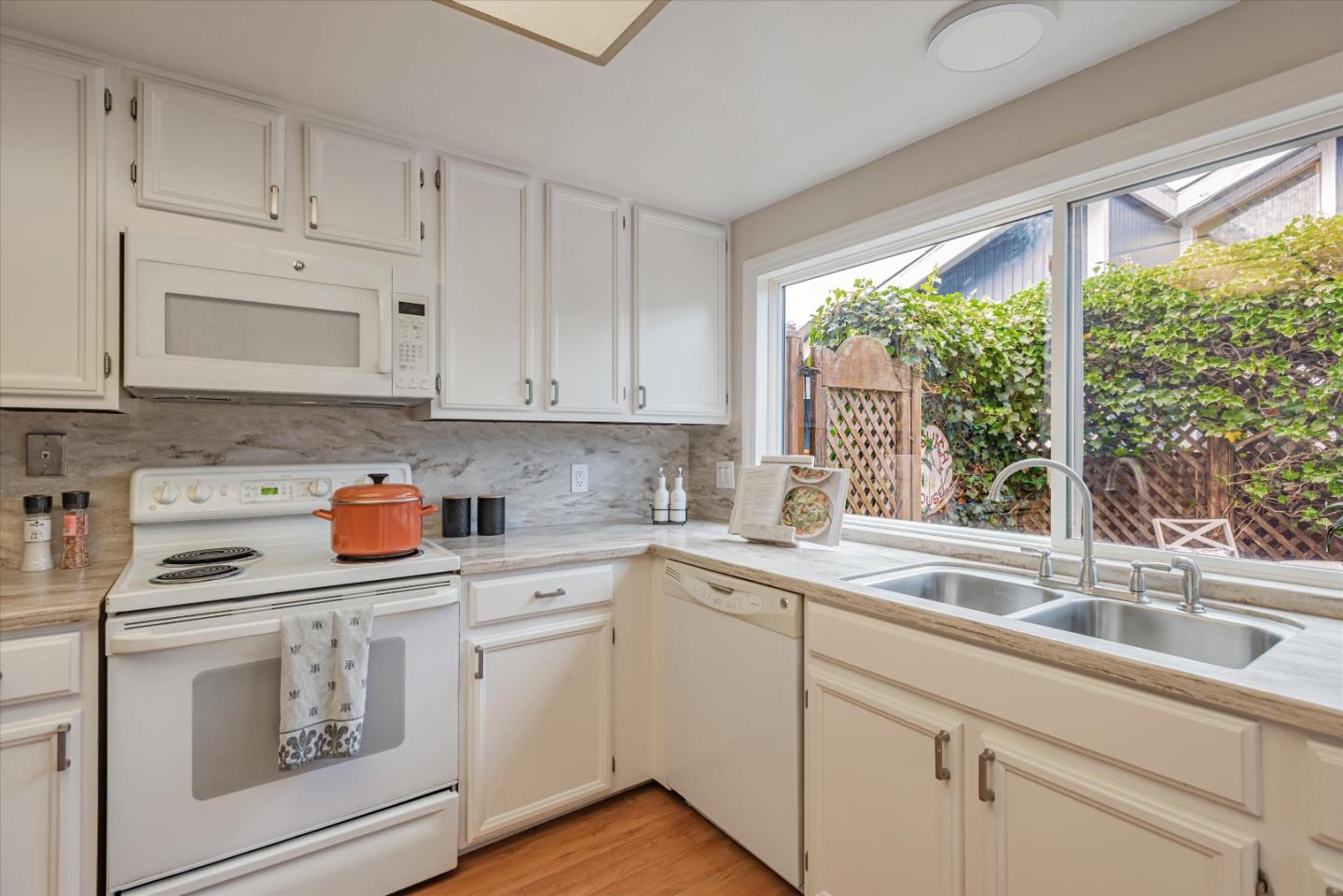2009 Touraine LN