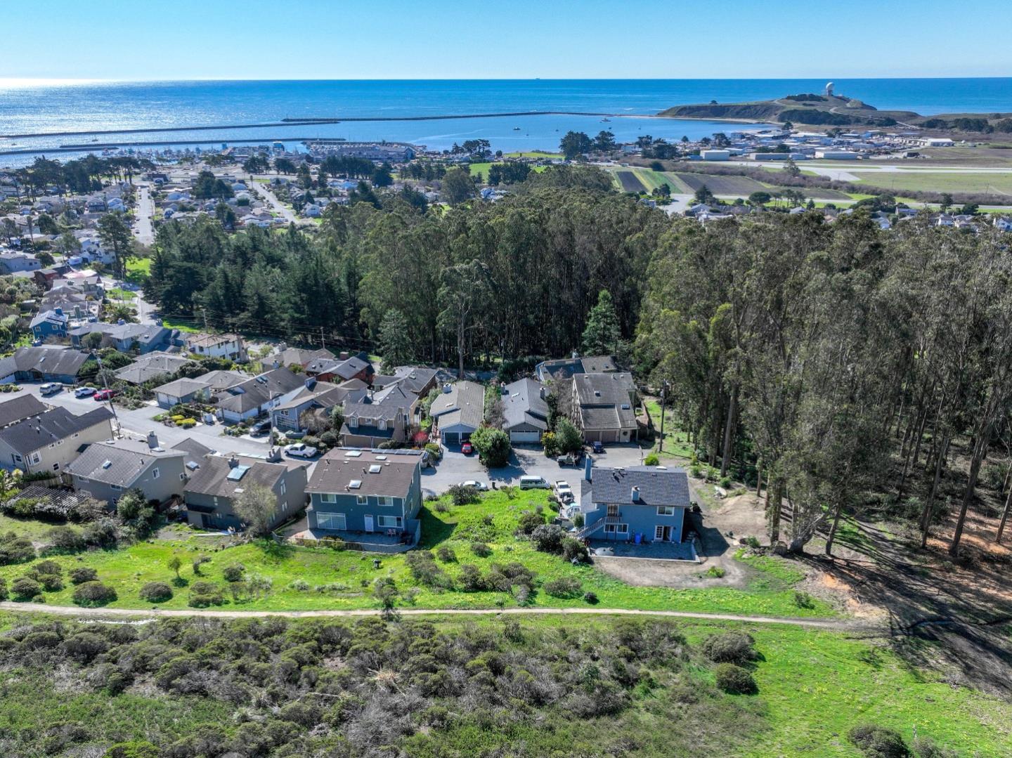 1070 San Carlos AVE
