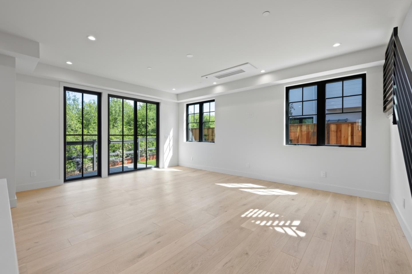 525 Creekside Court LOT 2