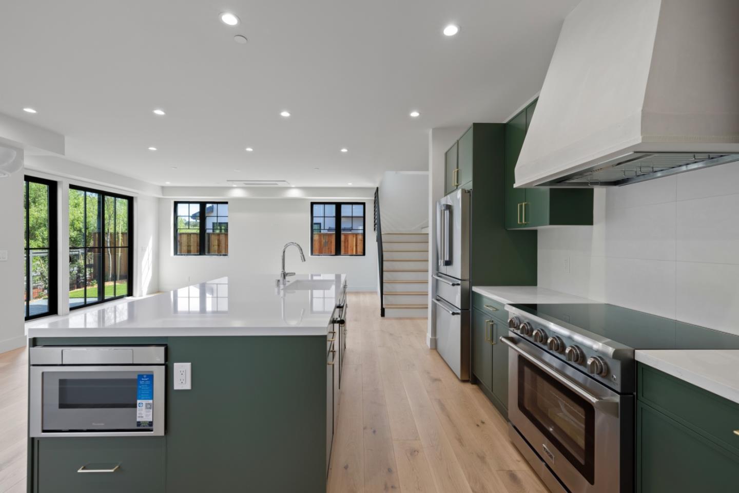 525 Creekside Court LOT 2