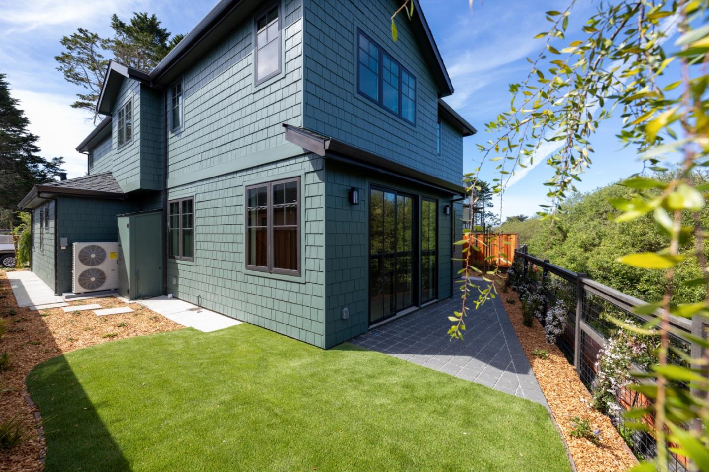 525 Creekside Court LOT 2