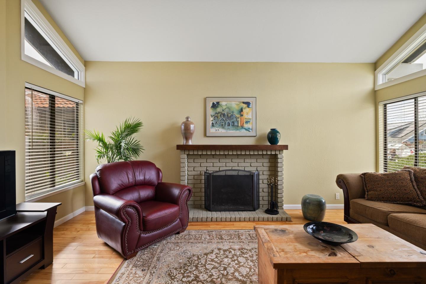256 6th Street