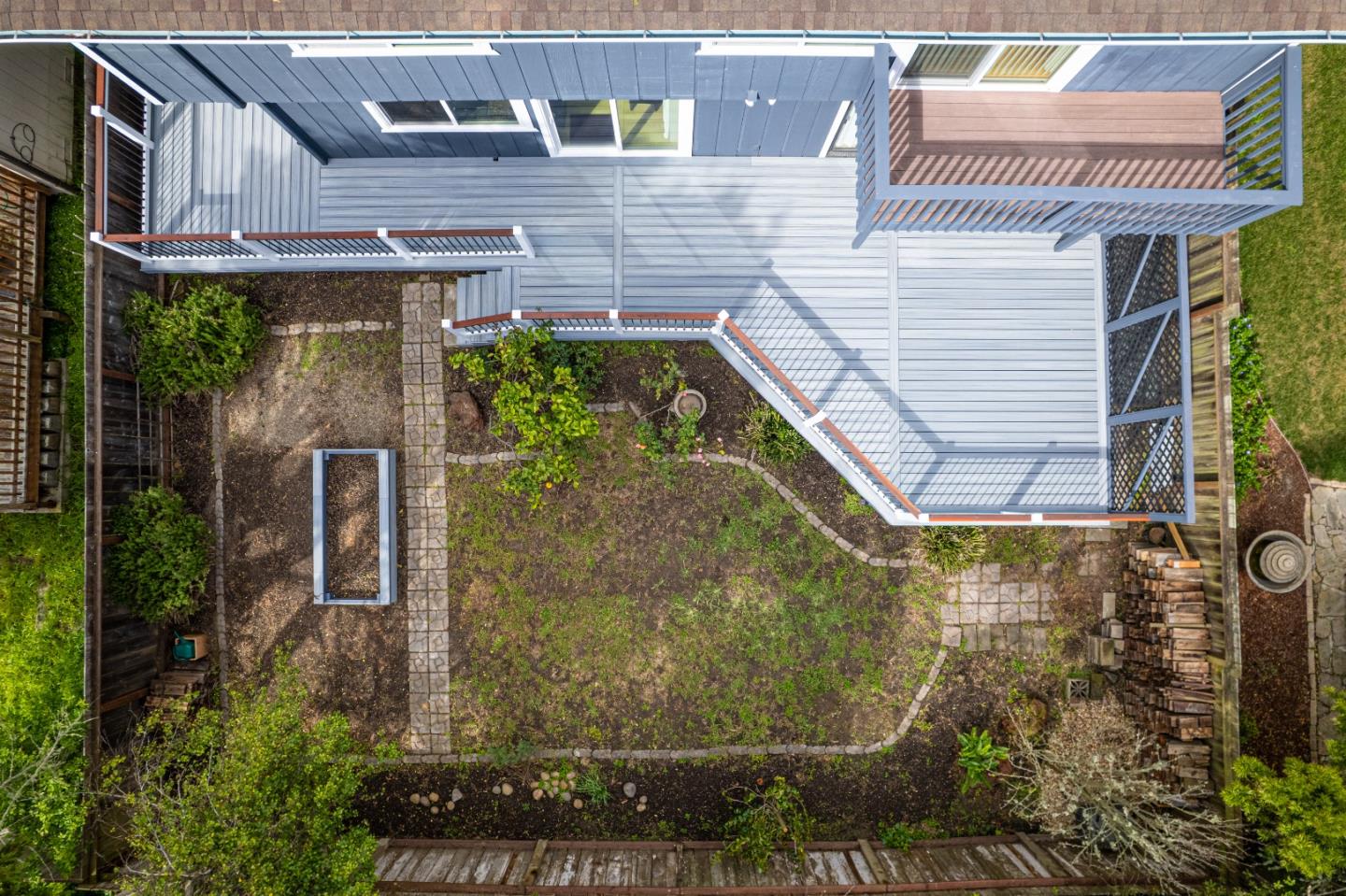 256 6th Street