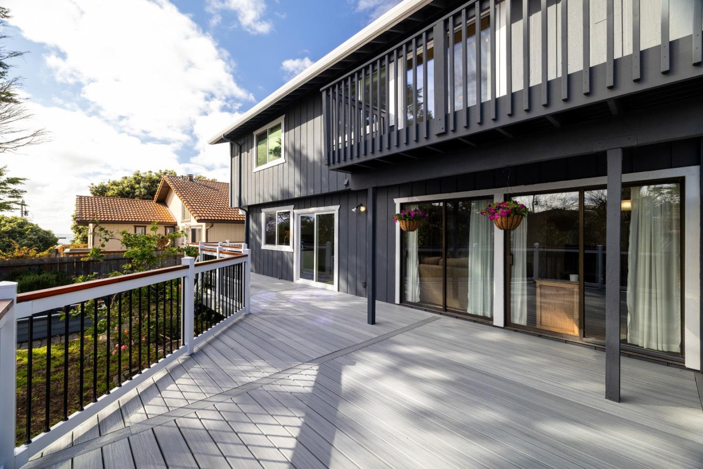 256 6th Street