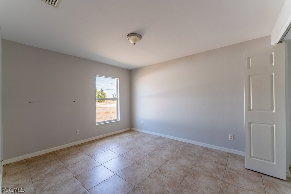 1240 NW 22nd PL