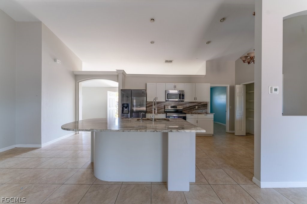 1240 NW 22nd PL