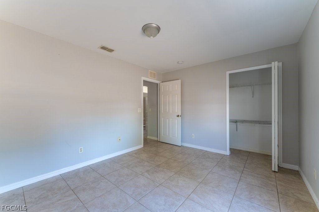 1240 NW 22nd PL