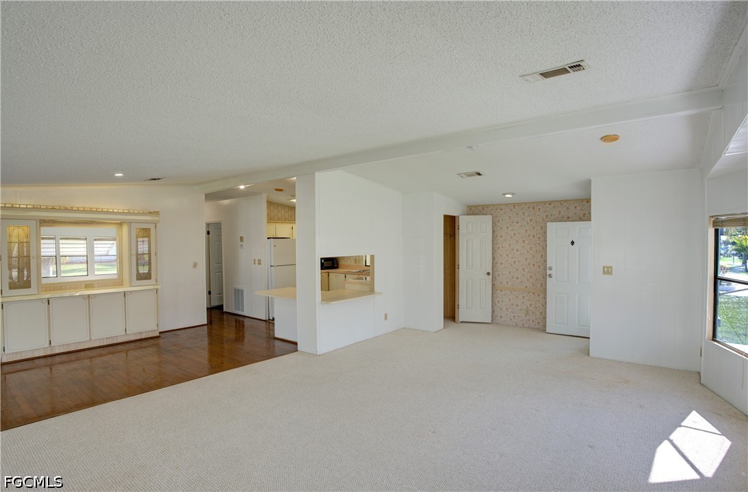 26260 Squire LN