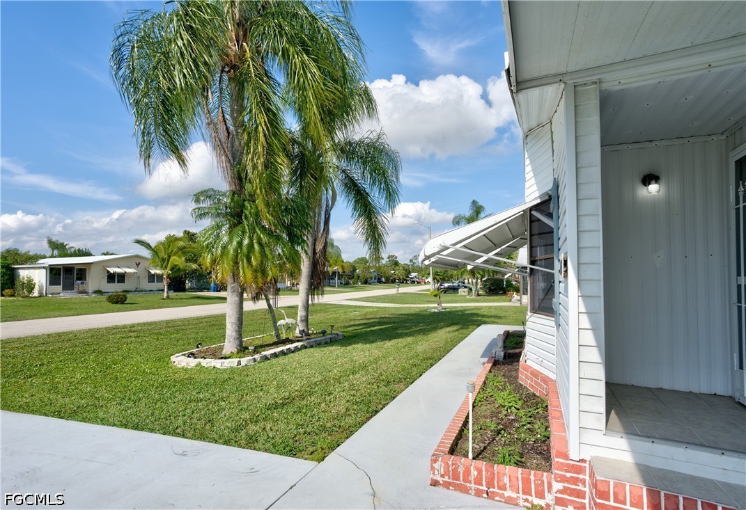26260 Squire LN