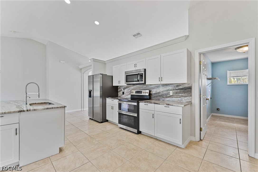 1240 NW 22nd PL