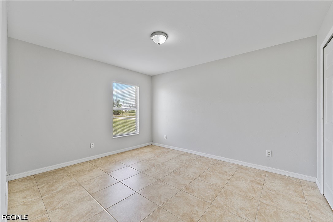 1240 NW 22nd PL