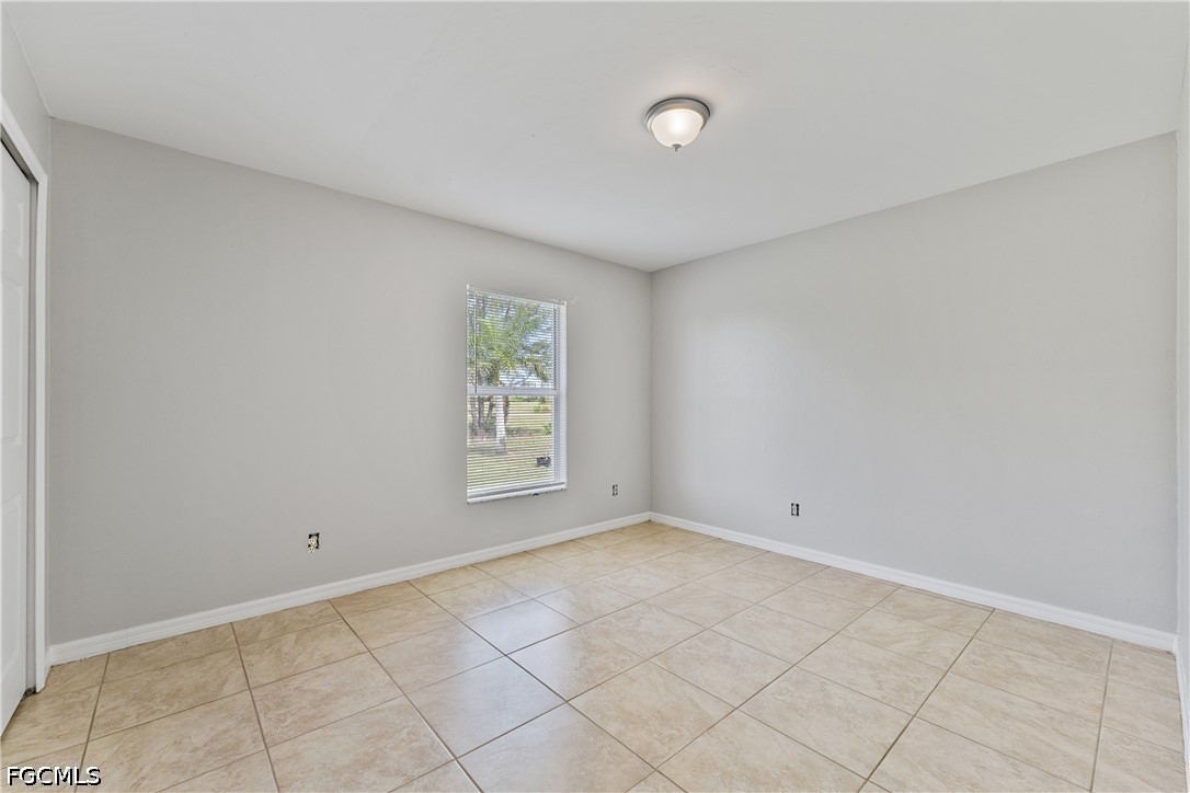 1240 NW 22nd PL
