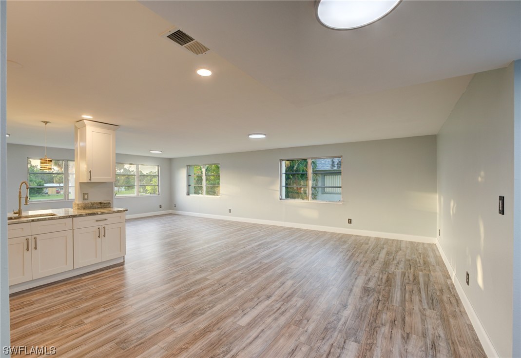 4840 Golf Club CT 8