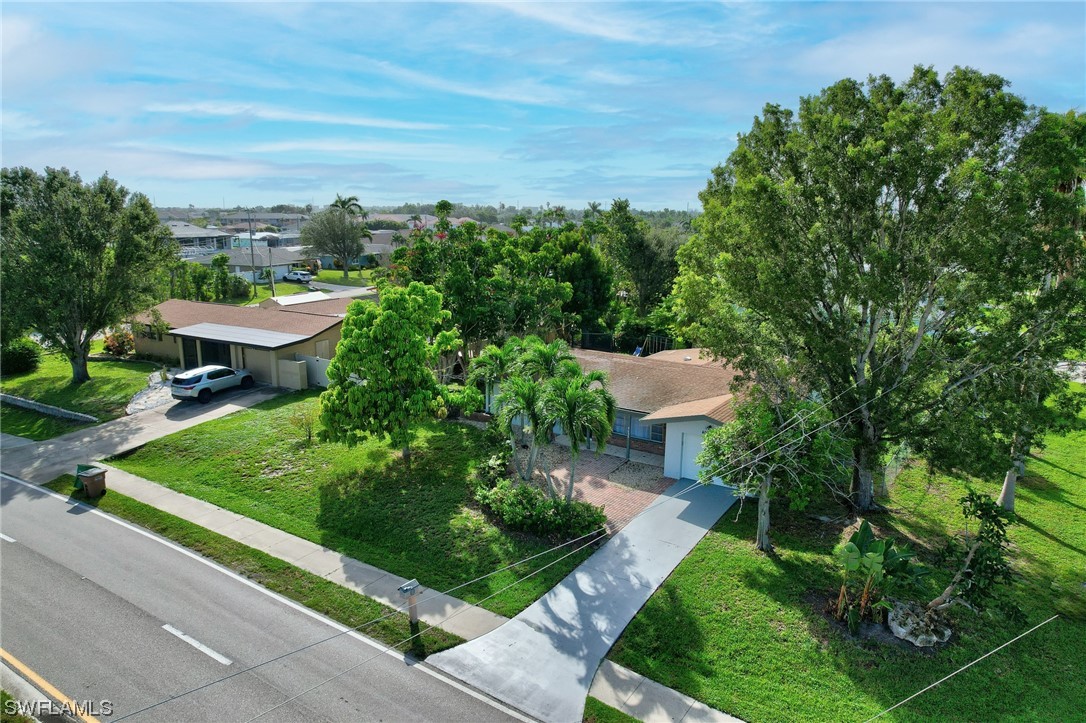 4033 Country Club BLVD