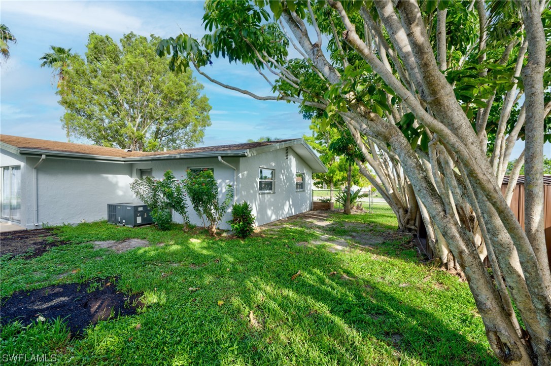 4033 Country Club BLVD