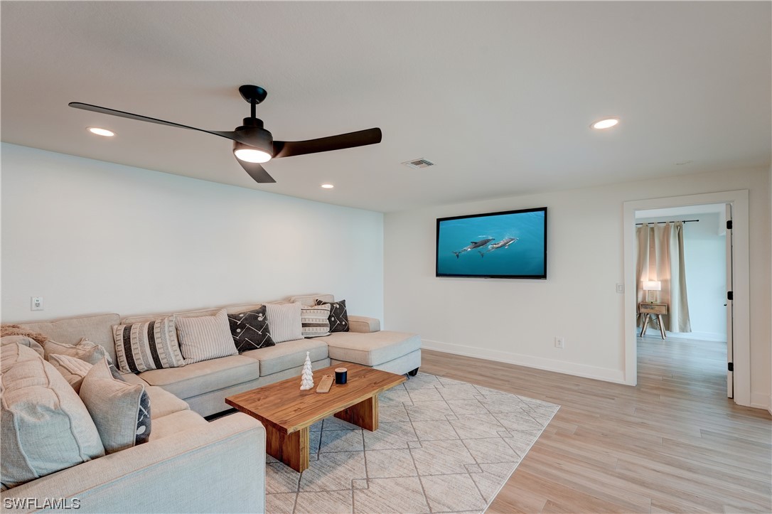 4310 Perth CT