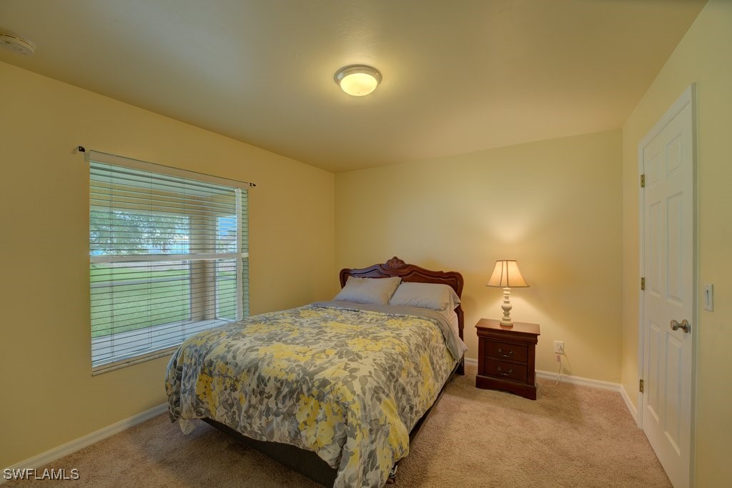 2108 NE 10th AVE