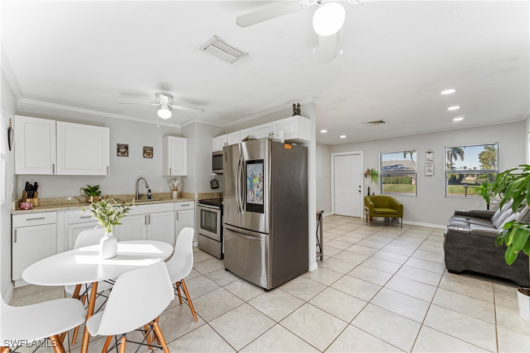 475 Grenier DR