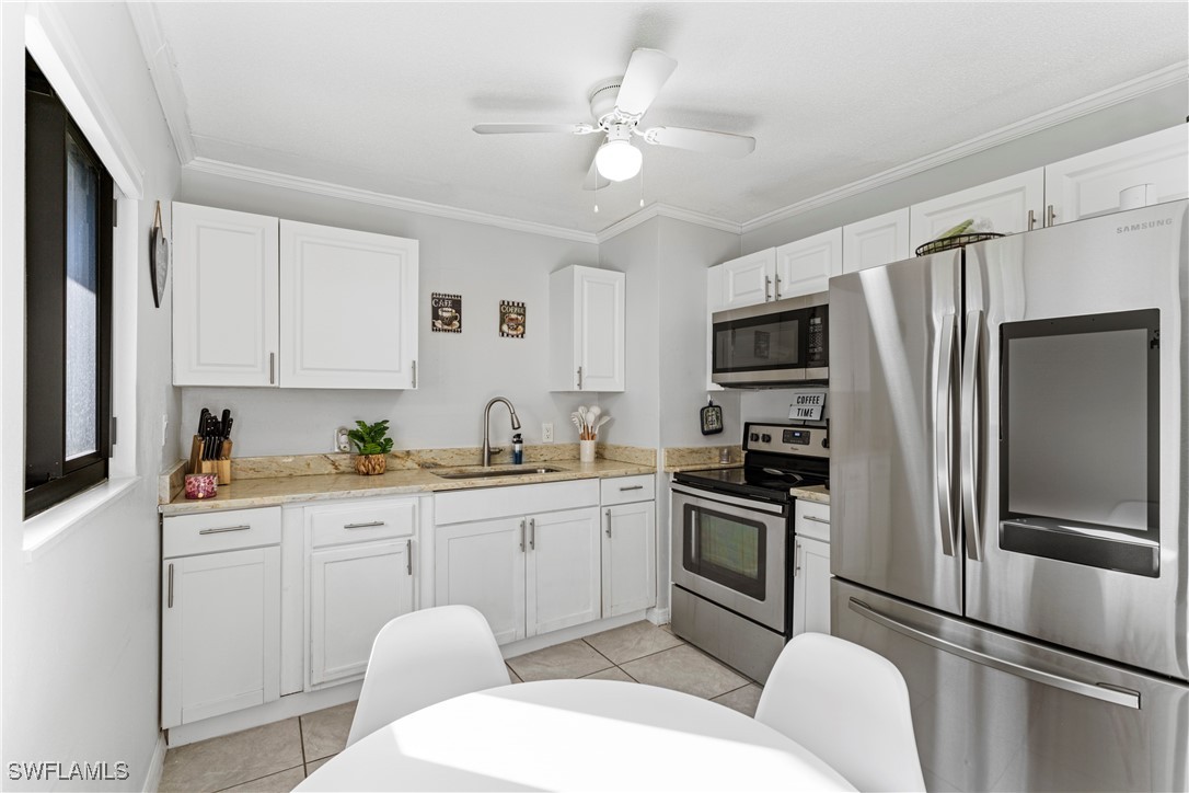 475 Grenier DR