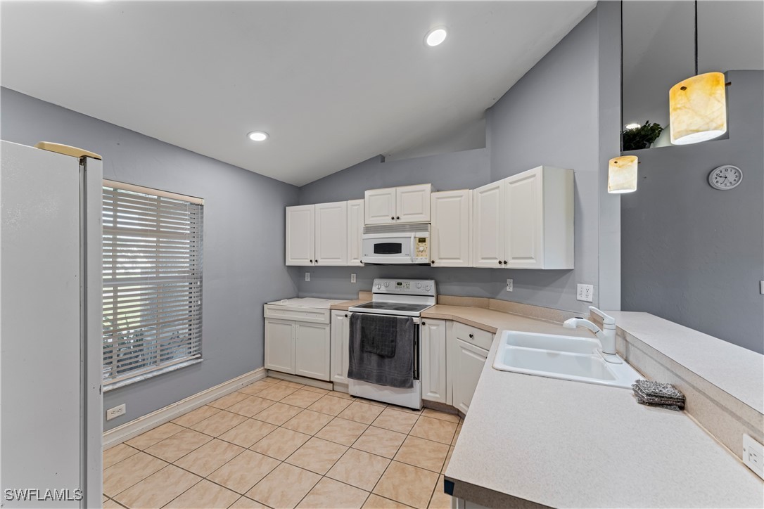 3810 9th ST W